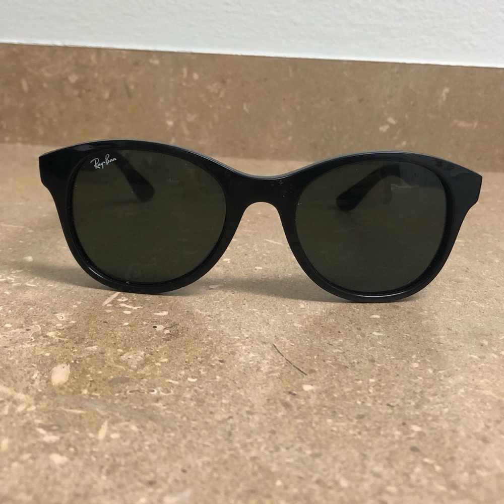 Ray-Ban Round Black RB 4203